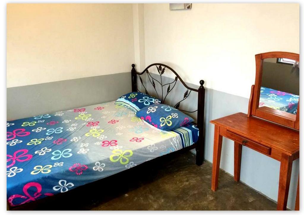 The Original Backpackers Travellers Inn Kuala Lumpur Phòng bức ảnh