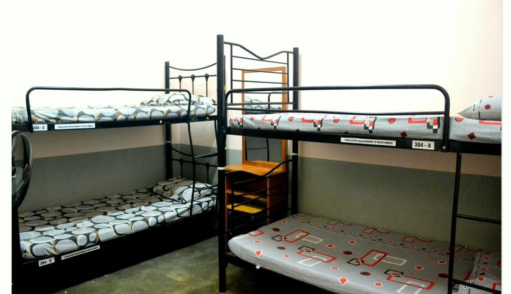 The Original Backpackers Travellers Inn Kuala Lumpur Phòng bức ảnh